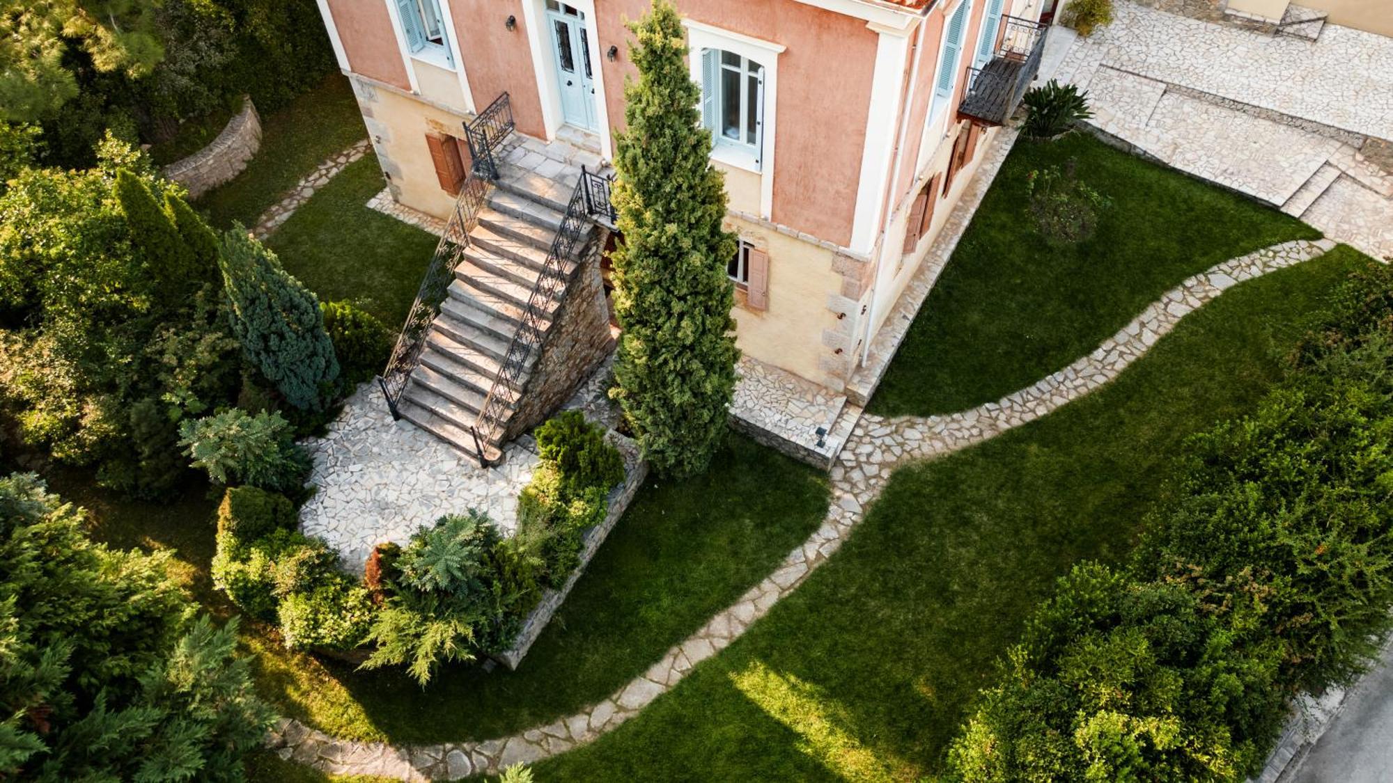 Archontiko Parnassus Dadi Hotel Amfíklia Buitenkant foto