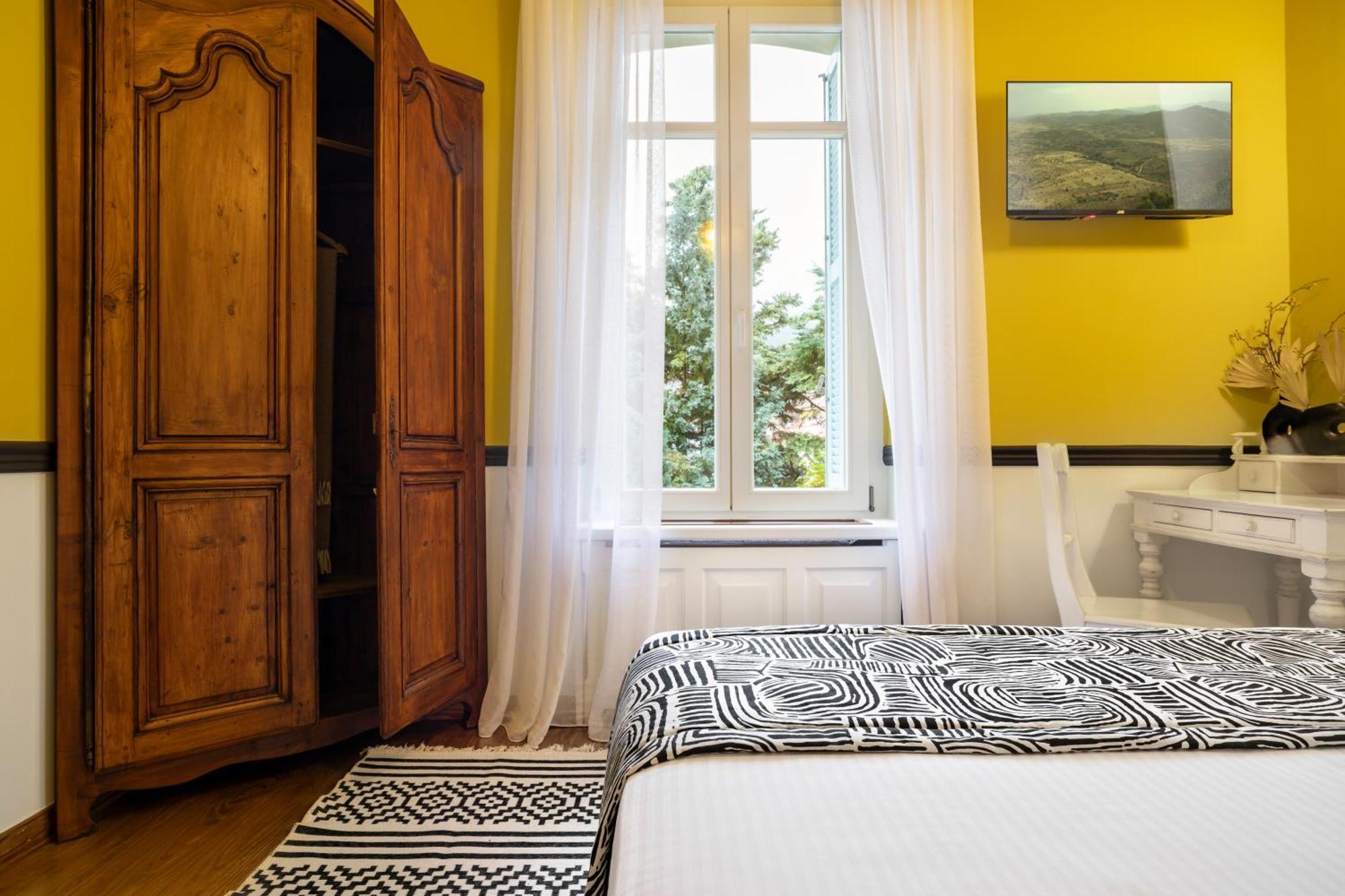 Archontiko Parnassus Dadi Hotel Amfíklia Buitenkant foto