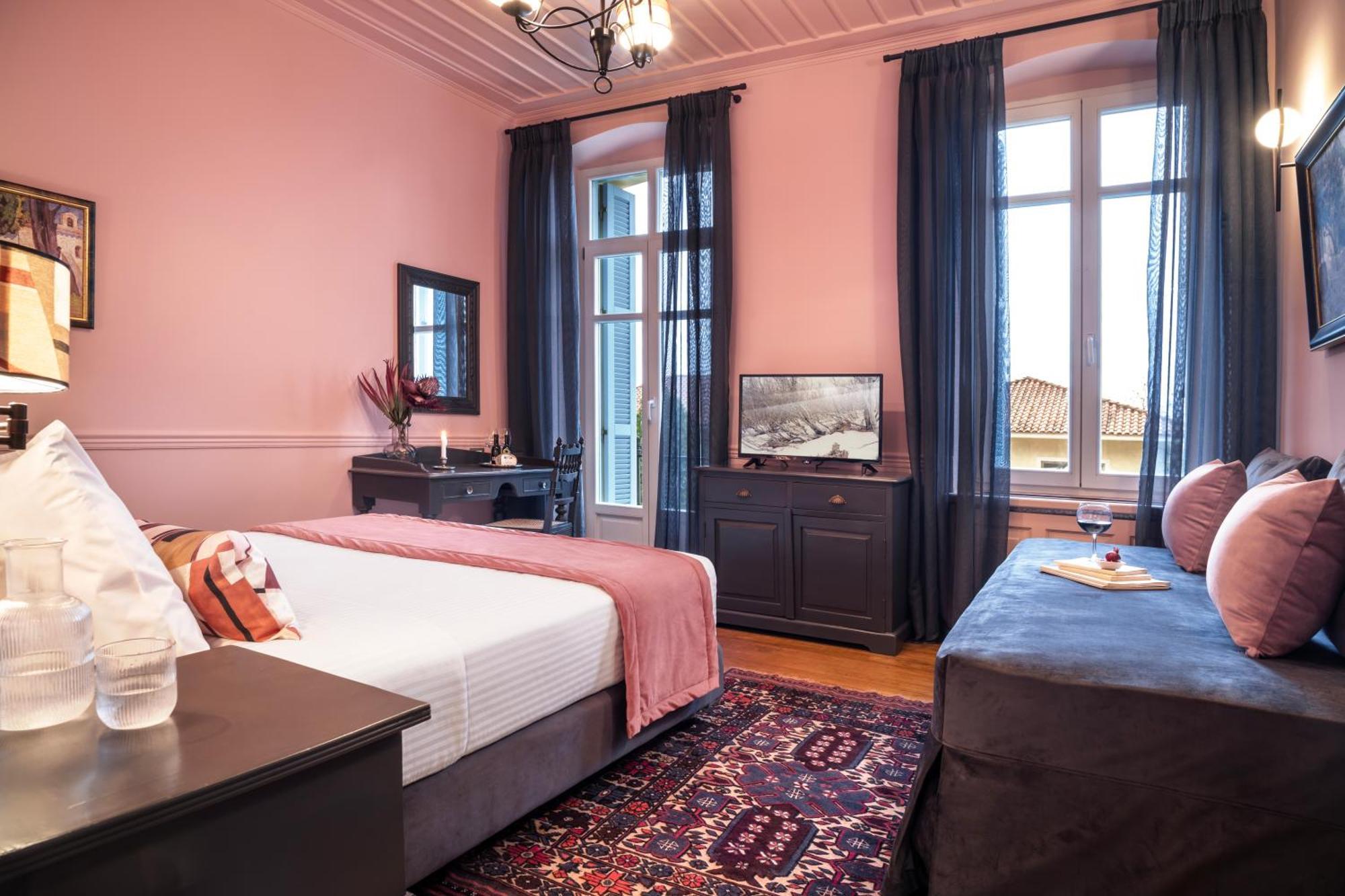 Archontiko Parnassus Dadi Hotel Amfíklia Buitenkant foto